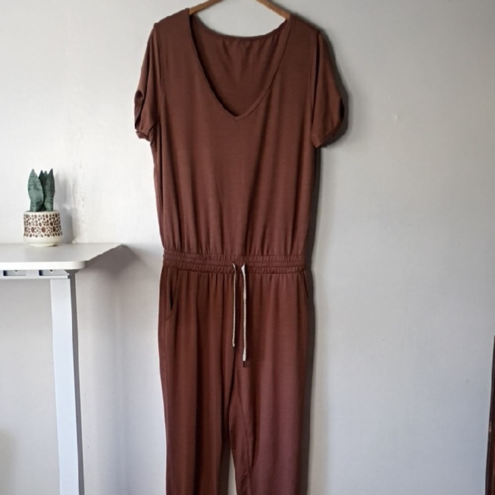 Vuori Romper All Day Jumpsuit Women's Brown V-Neck Short Sleeve Jumpsuit Terraco